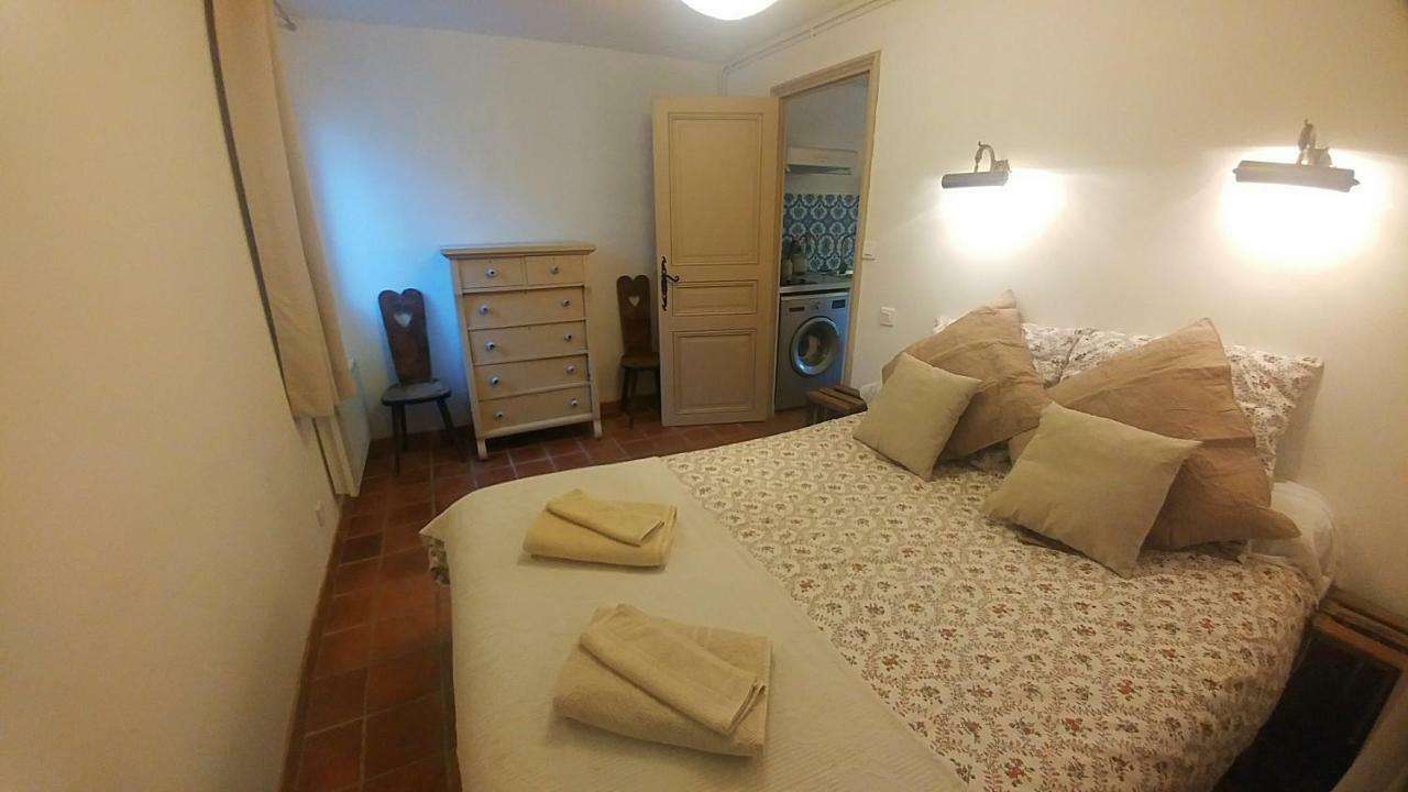 Villa Truchet, Place Du Forum, Calme, Wifi Arles Dış mekan fotoğraf